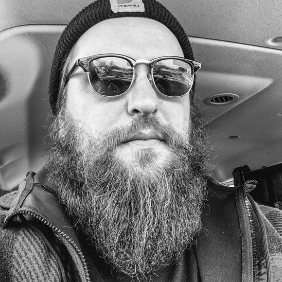 Meet your Posher, Alex - Picture 1 of 1